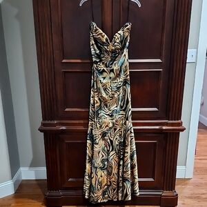 Xscape by Joanba Chen Elegant Swirl Patterned Dress